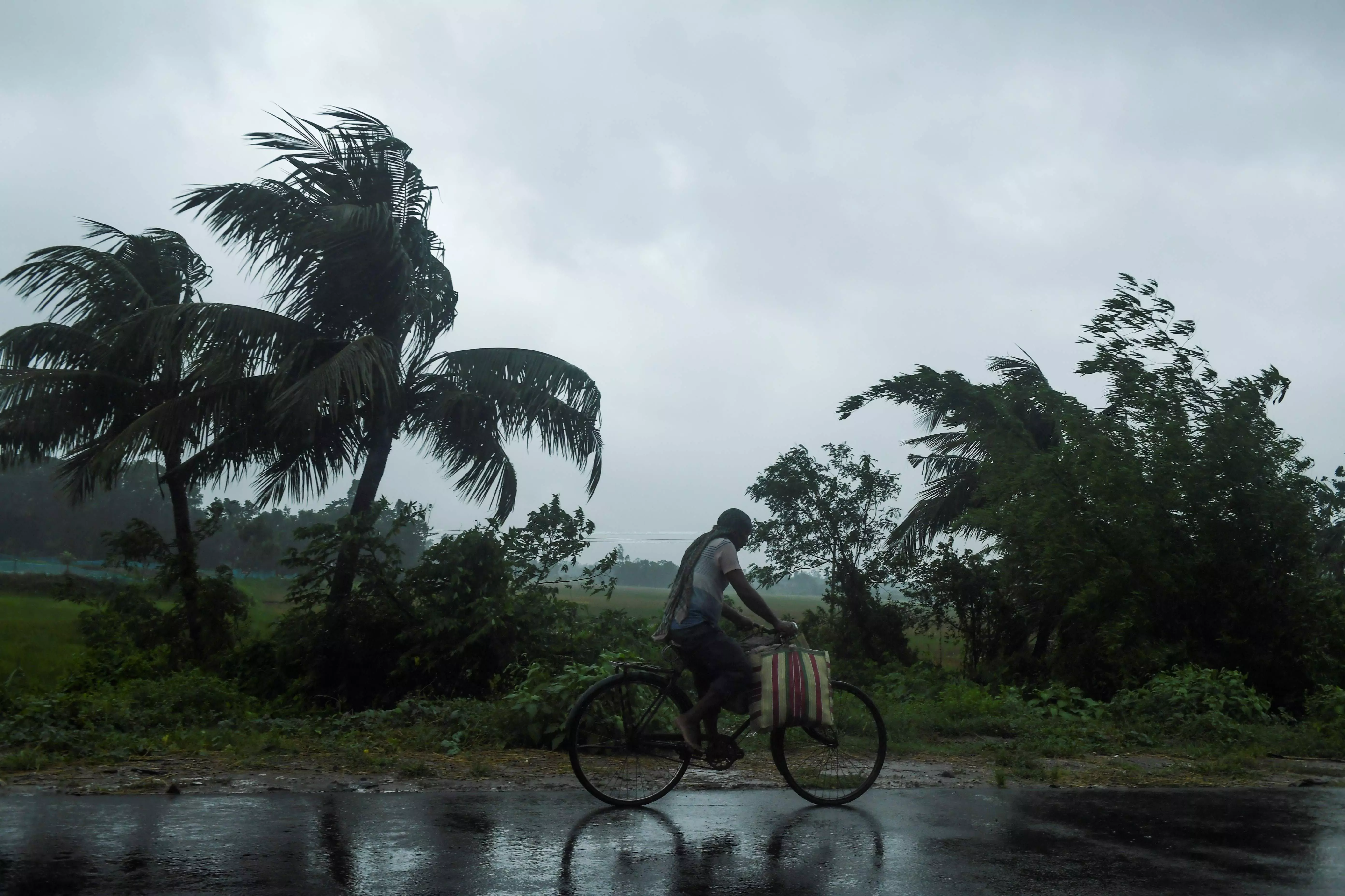 Cyclone likely in Bay of Bengal by September 21, rains for AP Cyclone likely in Bay of Bengal by September 21, rains for AP