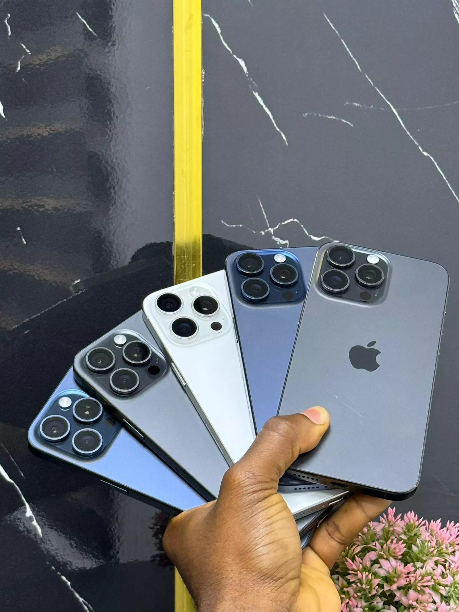 Hyderabad: 4 held for selling fake gadgets Hyderabad: 4 held for selling fake gadgets