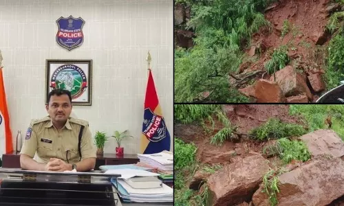 Srisailam road damaged due to landslides by rains