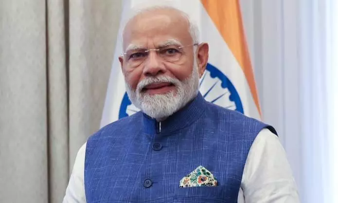 Modi to Strengthen Defence and Trade Relations in Brunei and Singapore Modi to Strengthen Defence and Trade Relations in Brunei and Singapore