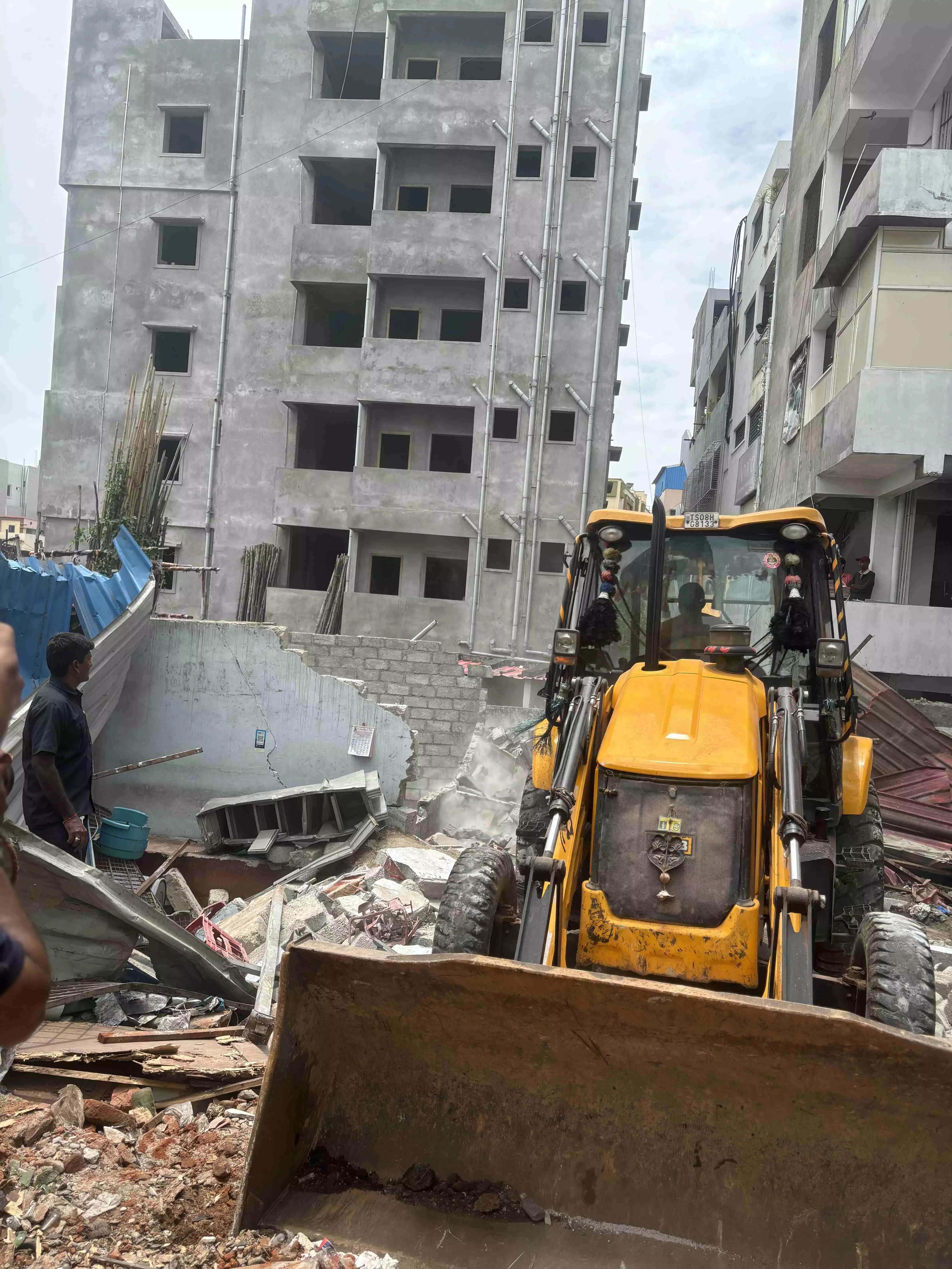 HYDRAA drive comes as relief for Ramnagar residents HYDRAA drive comes as relief for Ramnagar residents