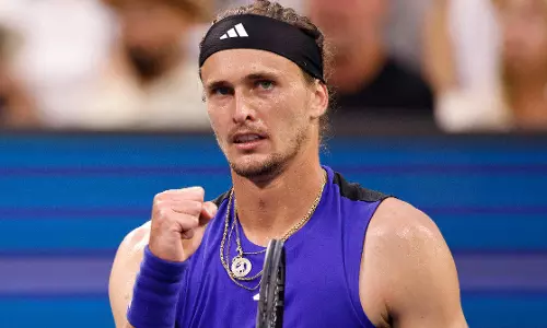 US Open: Zverev reaches quarterfinals, sets up Fritz rematch
