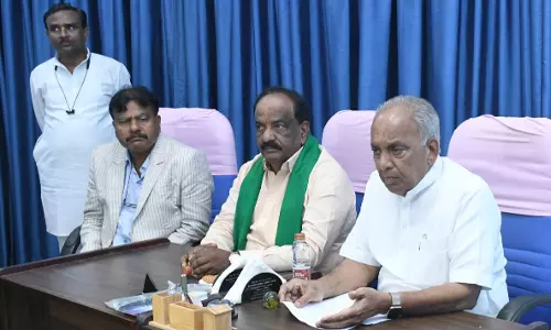 Minister Boseraju Pushes for Timely Completion of Dharwad Planetarium