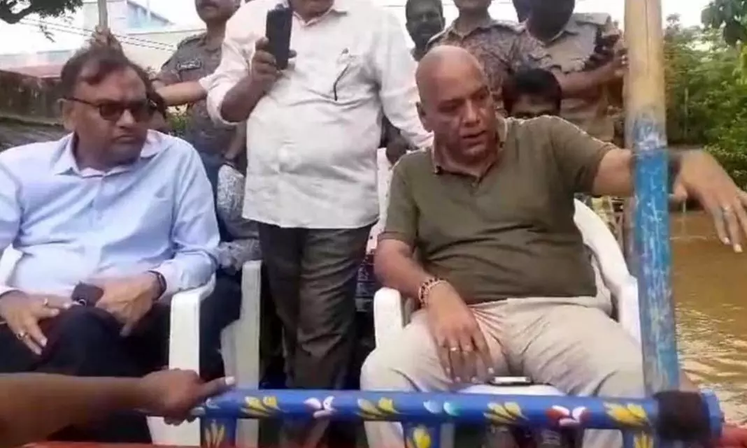 Central Team Inspects Flood-Hit Areas in AP Central Team Inspects Flood-Hit Areas in AP