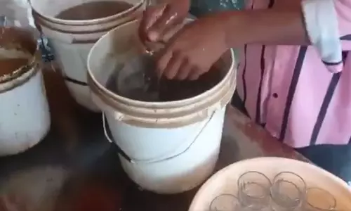 Video of hotel staff washing tea glasses, plates in drainage water goes viral