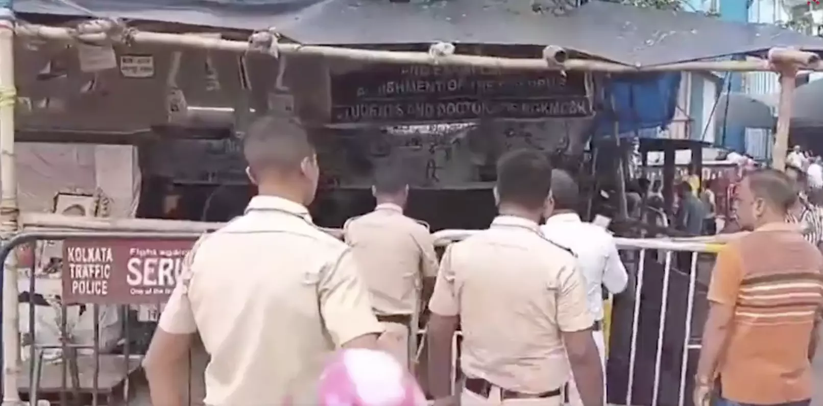 West Bengal: Unattended bag at RG Kar hospital triggers panic West Bengal: Unattended bag at RG Kar hospital triggers panic