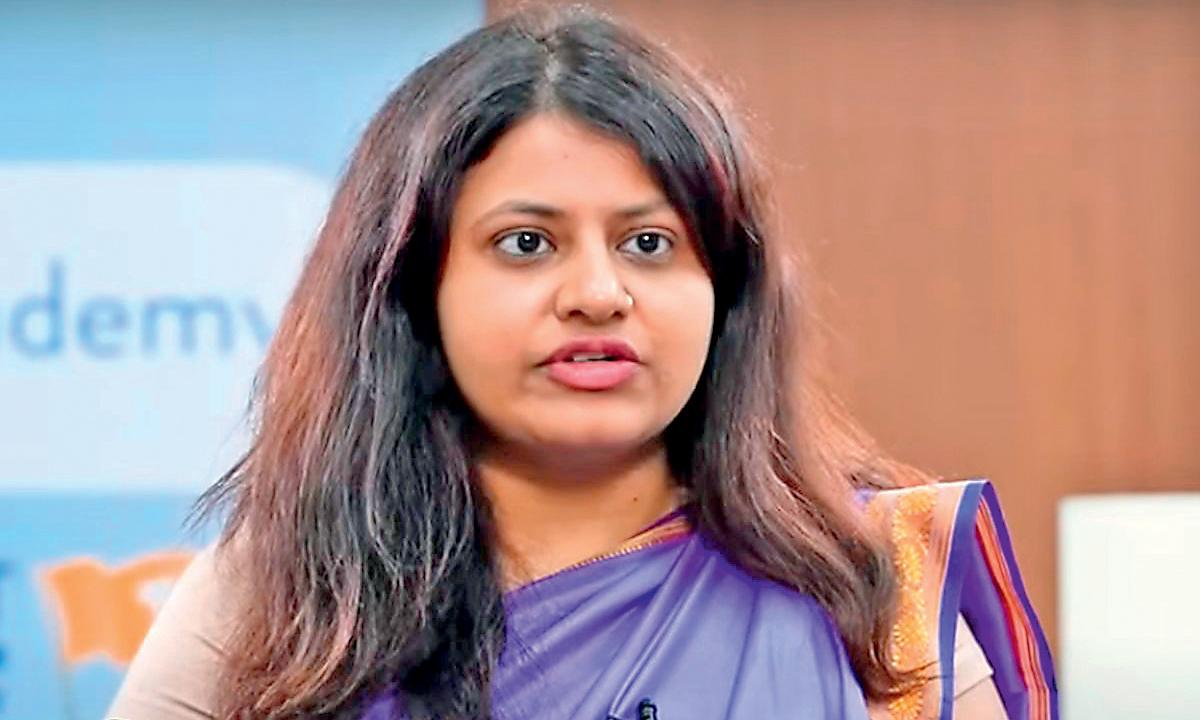 Dilip Cherian | After Khedkar’s IAS exit, more complaints of fake credentials Dilip Cherian | After Khedkar’s IAS exit, more complaints of fake credentials