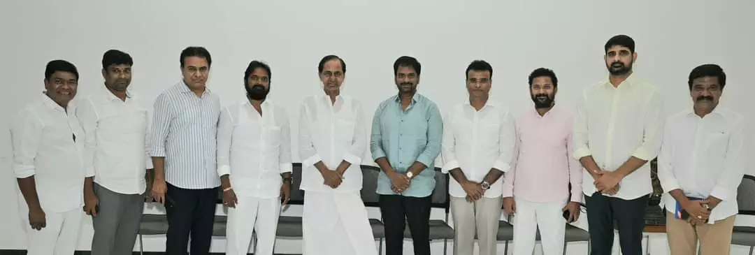 BRS leaders meet KCR BRS leaders meet KCR