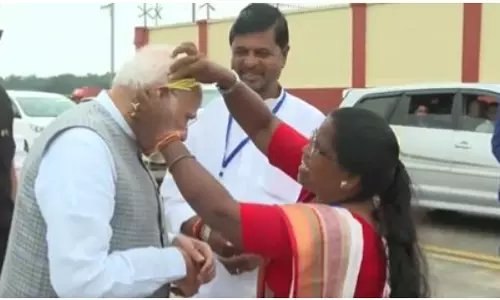 Modi welcomed with jahwa on occasion of Karam festival