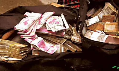 Eluru district police recover Rs 2 lakhs from cyber criminals