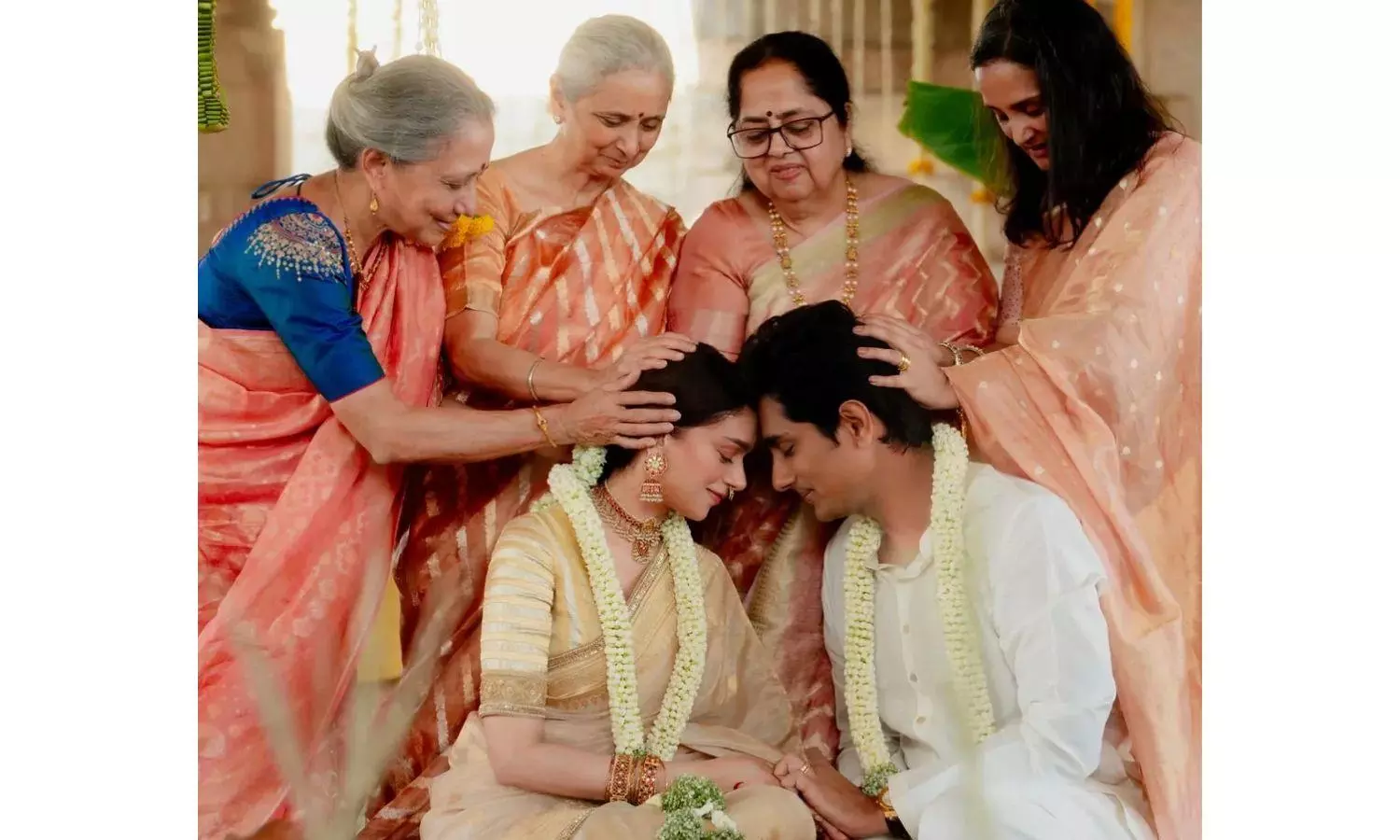 Aditi Rao Hydari and Siddarth Tie Knot in an Intimate Ceremony: Pictures Out