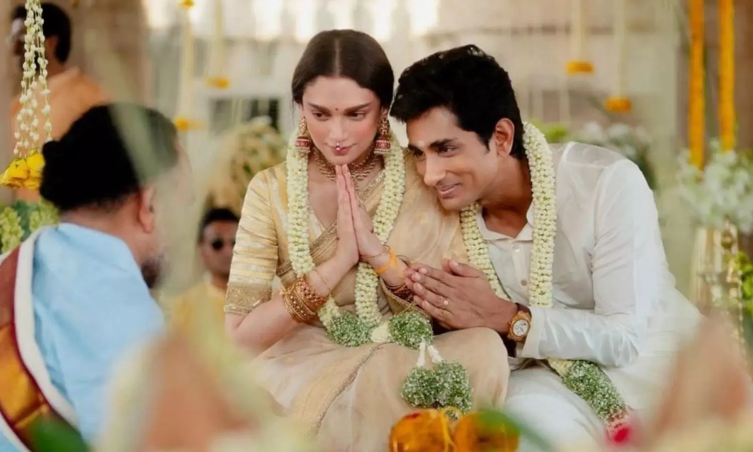 Aditi Rao Hydari and Siddarth Tie Knot in an Intimate Ceremony: Pictures Out