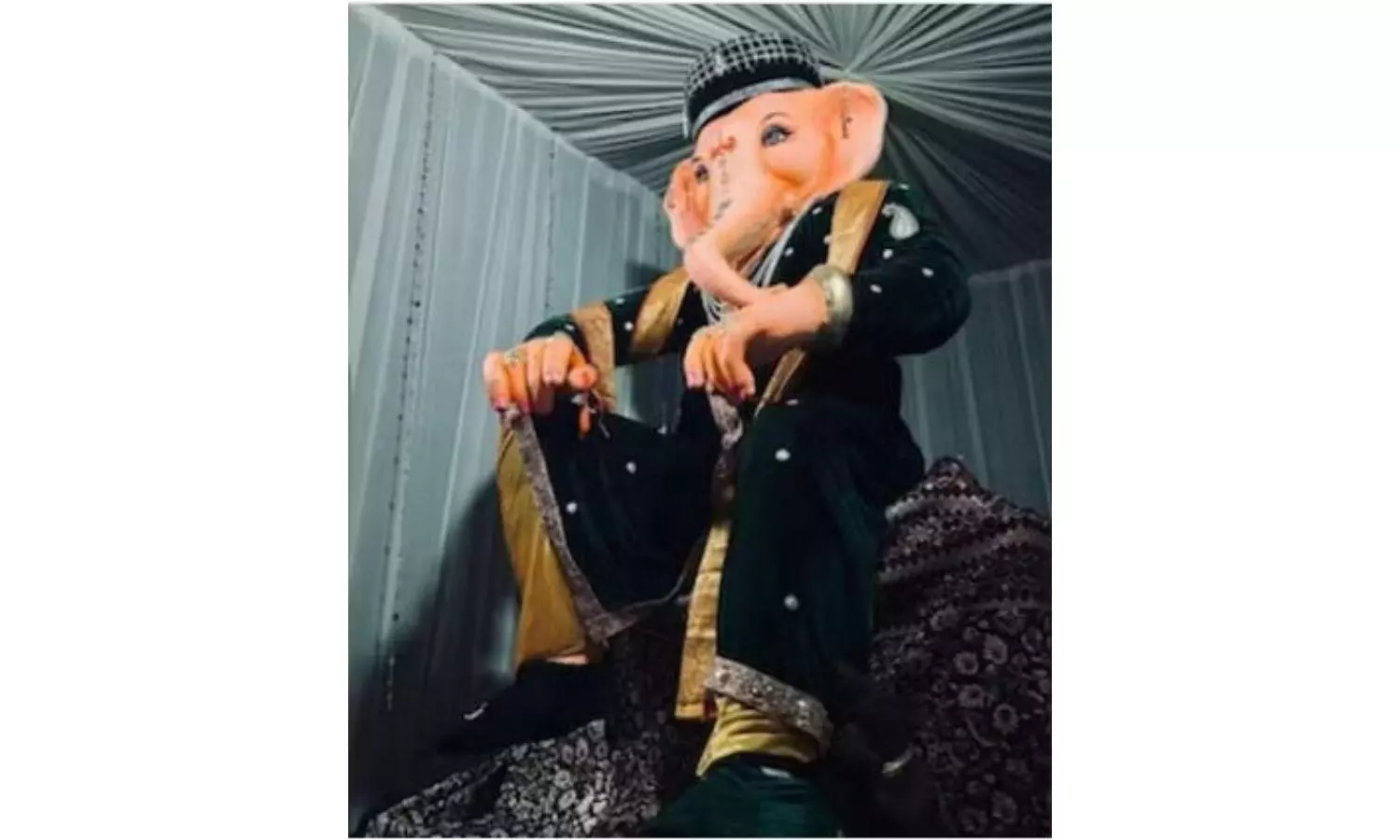 Telangana: Ganesh Idol Sparks Row Allegedly Over Muslim-Like Appearance Telangana: Ganesh Idol Sparks Row Allegedly Over Muslim-Like Appearance