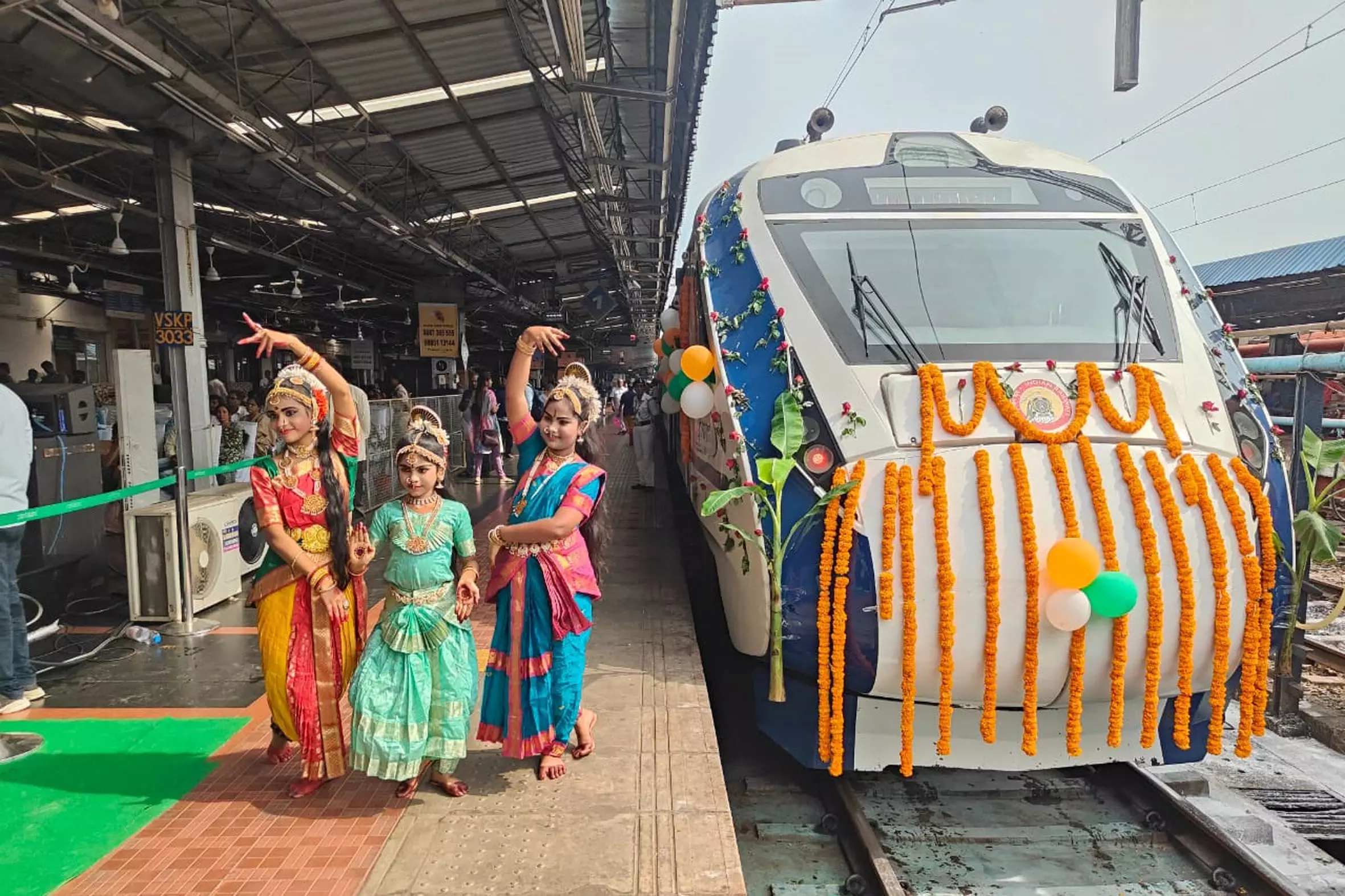 PM Modi launches 4th Vande Bharat for Vizag PM Modi launches 4th Vande Bharat for Vizag
