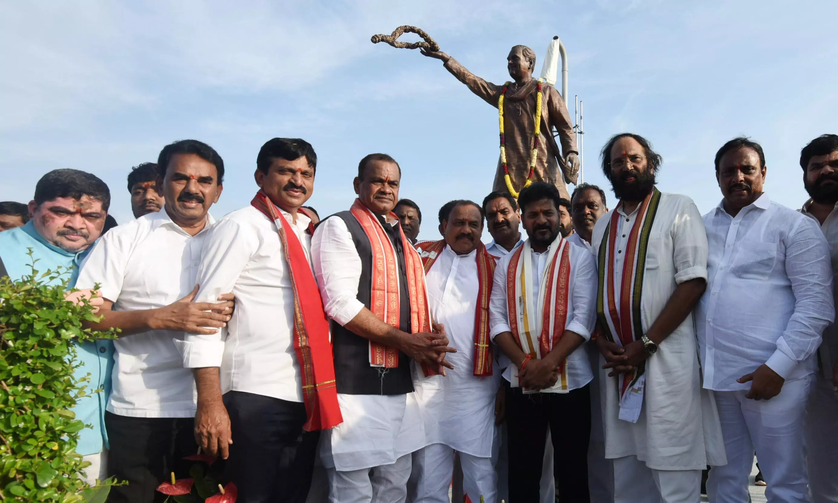 KTR Tweets, Thanks to Rajiv, Says Revanth KTR Tweets, Thanks to Rajiv, Says Revanth