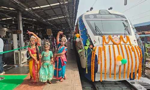 PM Modi launches 4th Vande Bharat for Vizag