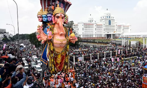 Bada Ganesh Woke Up Early for Return Journey