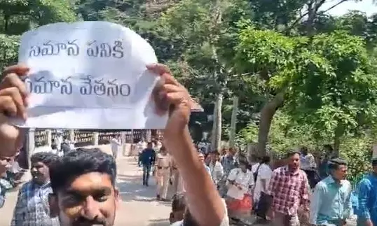 Aarogyamitras on Indefinite Strike, Demand Better Pay