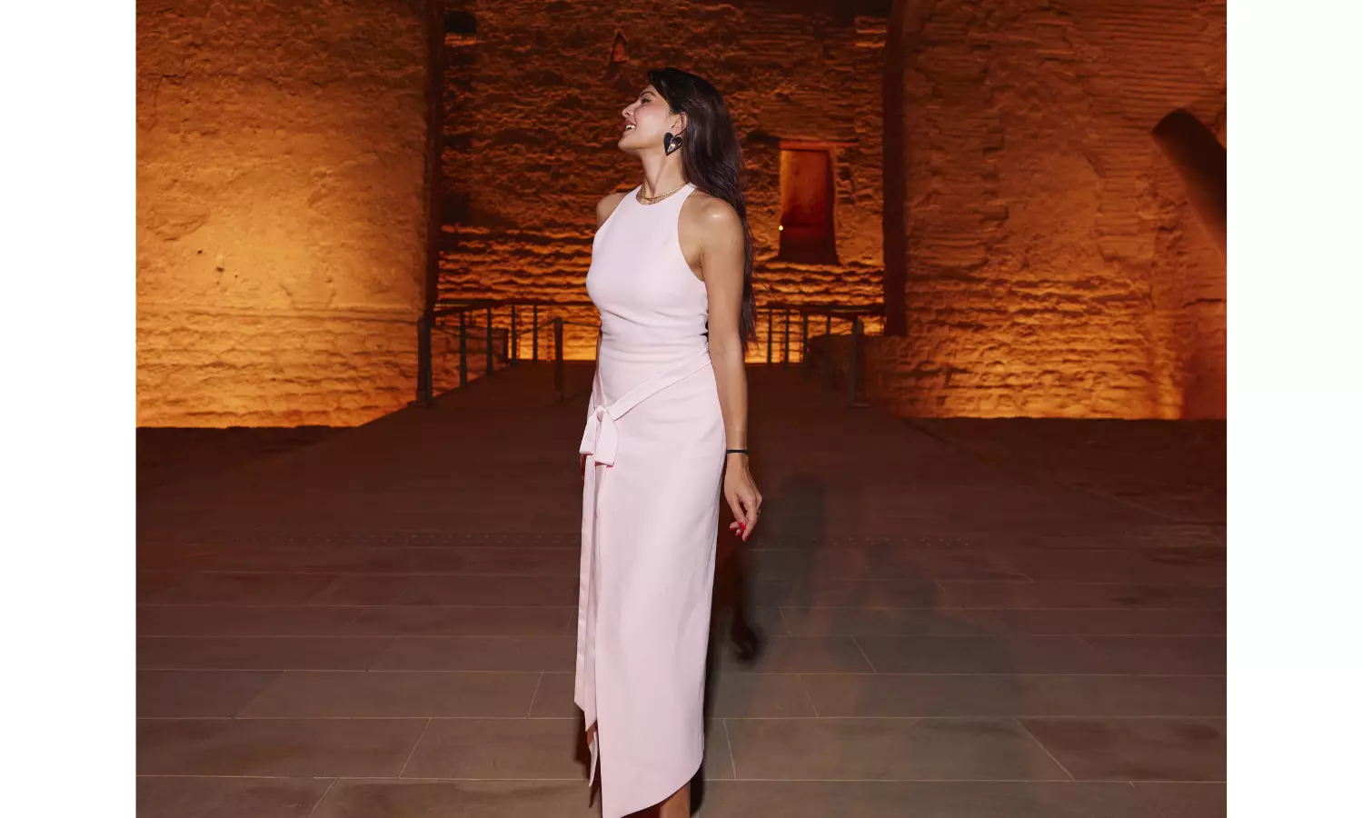 Here’s How to Do Saudi, Jacqueline Fernandez Style Here’s How to Do Saudi, Jacqueline Fernandez Style