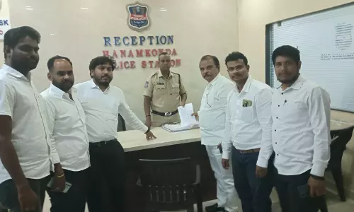 KUDA chief lodges FIR against Sena MLA for slur on Rahul