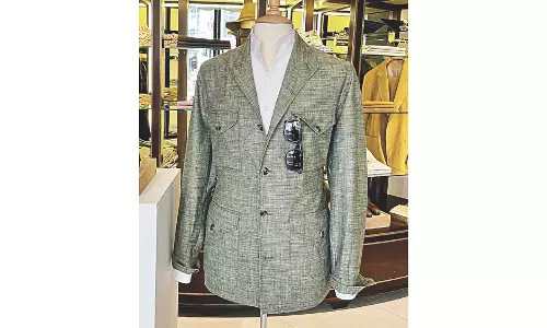 Fashion World Goes Bananas Over Pineapple