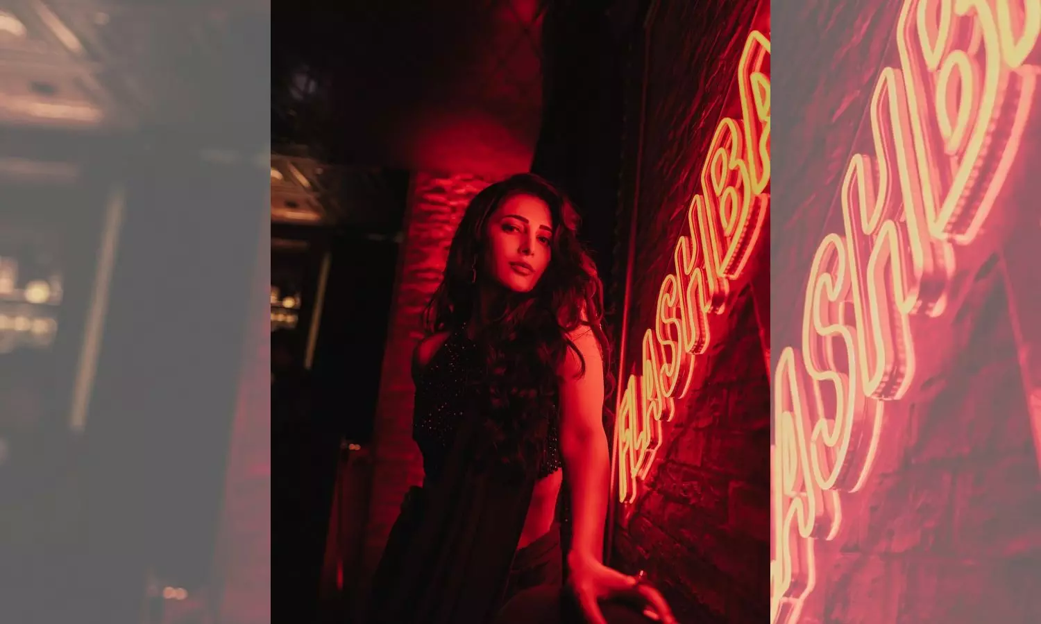 Shruti haasan ditches her favourite colour black as she opts for stunning purple saari