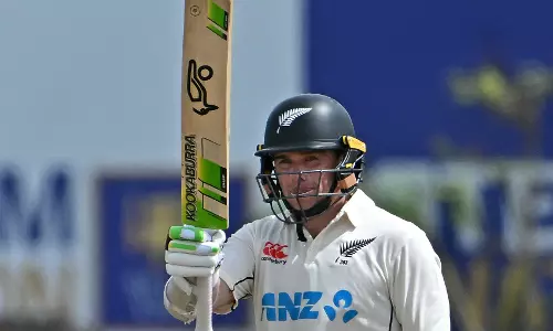 1st Test: New Zealand trails Sri Lanka by 300 runs at lunch