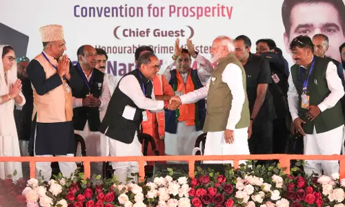 Abdullahs, Muftis, Gandhis have given only fear, anarchy to J-K: PM Modi