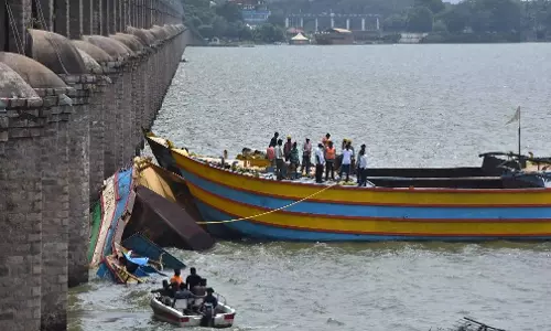 Second Stranded Boat Salvaged in Krishna
