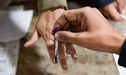 Voter Turnout Hits 47.92% in Jharkhand, 32.18% in Maharashtra by 1 PM