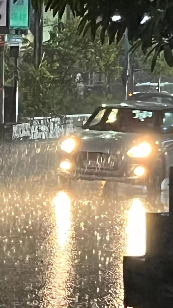 Heavy rainfall in Hyderabad after a week of dry weather