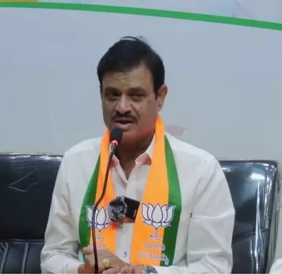 SIT Constituted to Probe Criminal Cases Against BJP MLA Munirathna SIT Constituted to Probe Criminal Cases Against BJP MLA Munirathna