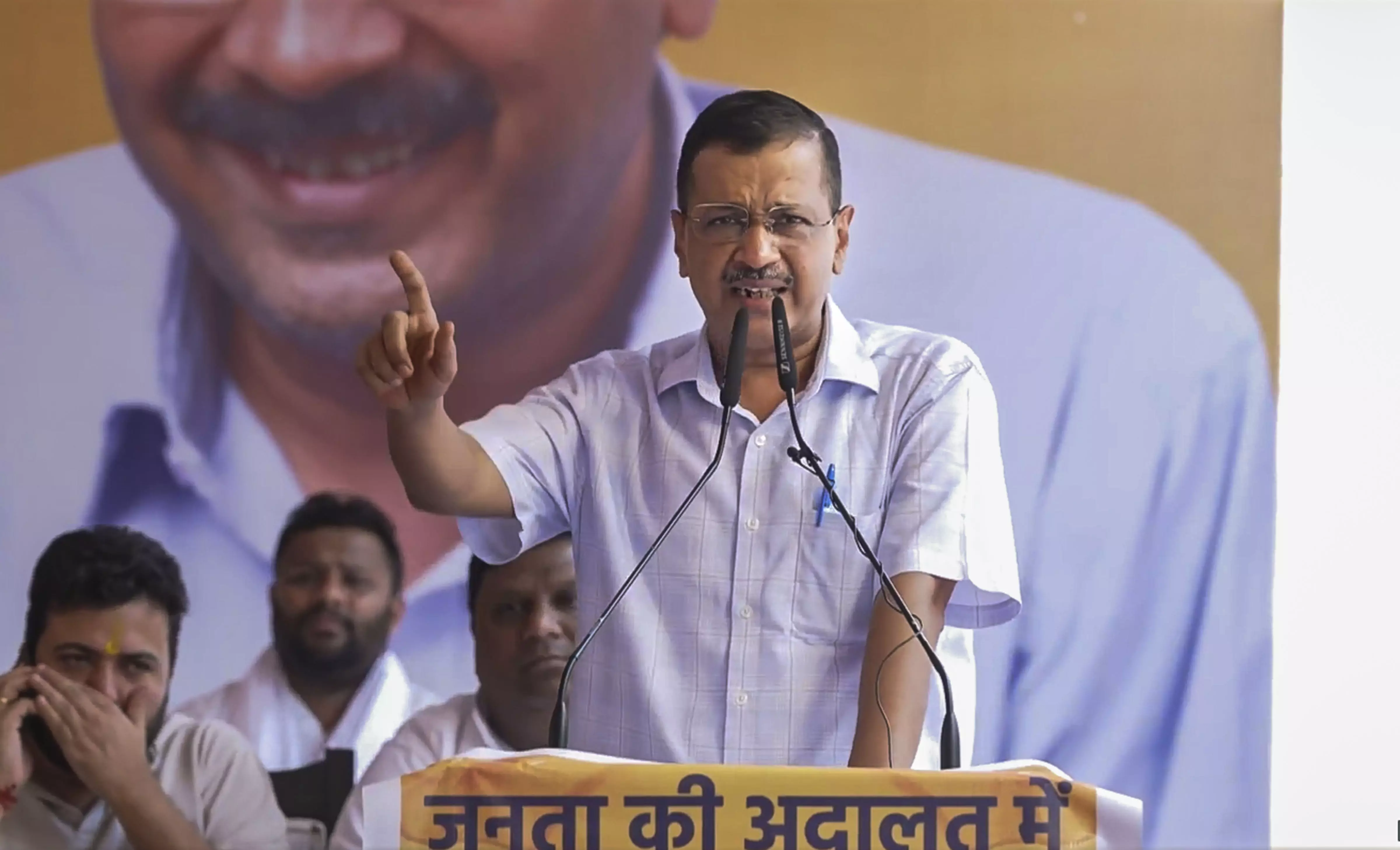 Kejriwal Asks RSS Chief: Does Modi Defy BJP’s Age Retirement Rule? Kejriwal Asks RSS Chief: Does Modi Defy BJP’s Age Retirement Rule?