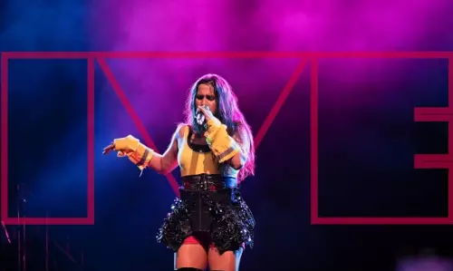 Singing Her Heart Out: Nikhita Gandhi on Music, Inspiration, and More Singing Her Heart Out: Nikhita Gandhi on Music, Inspiration, and More