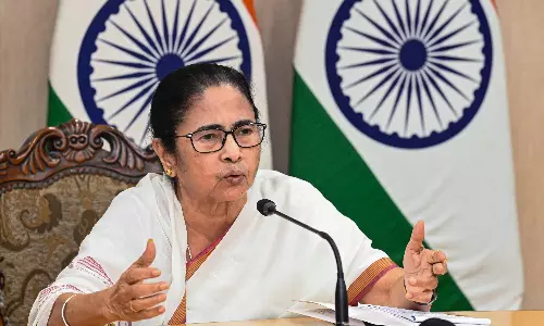 WB Govt Officials Exit DVC, Didi Writes to PM Again Over Flood