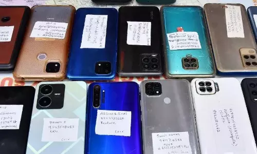 Over 900 Stolen Mobiles Worth Rs 97L Recovered