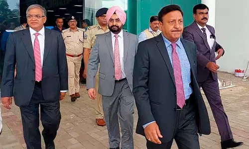 Jharkhand Assembly polls likely to be in 2-3 phases, EC team reviews preparedness Jharkhand Assembly polls likely to be in 2-3 phases, EC team reviews preparedness