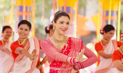 Shriya Pilgaonkar’s special appearance in Navra Maza Navsacha 2 takes audience by surprise