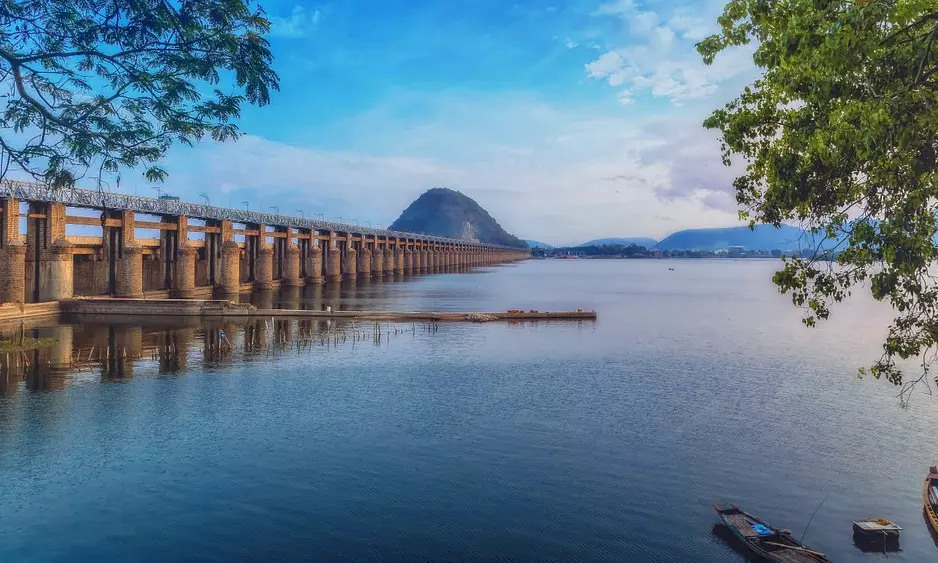 Vijayawada to look great with canal bunds beautification: VMC Chief