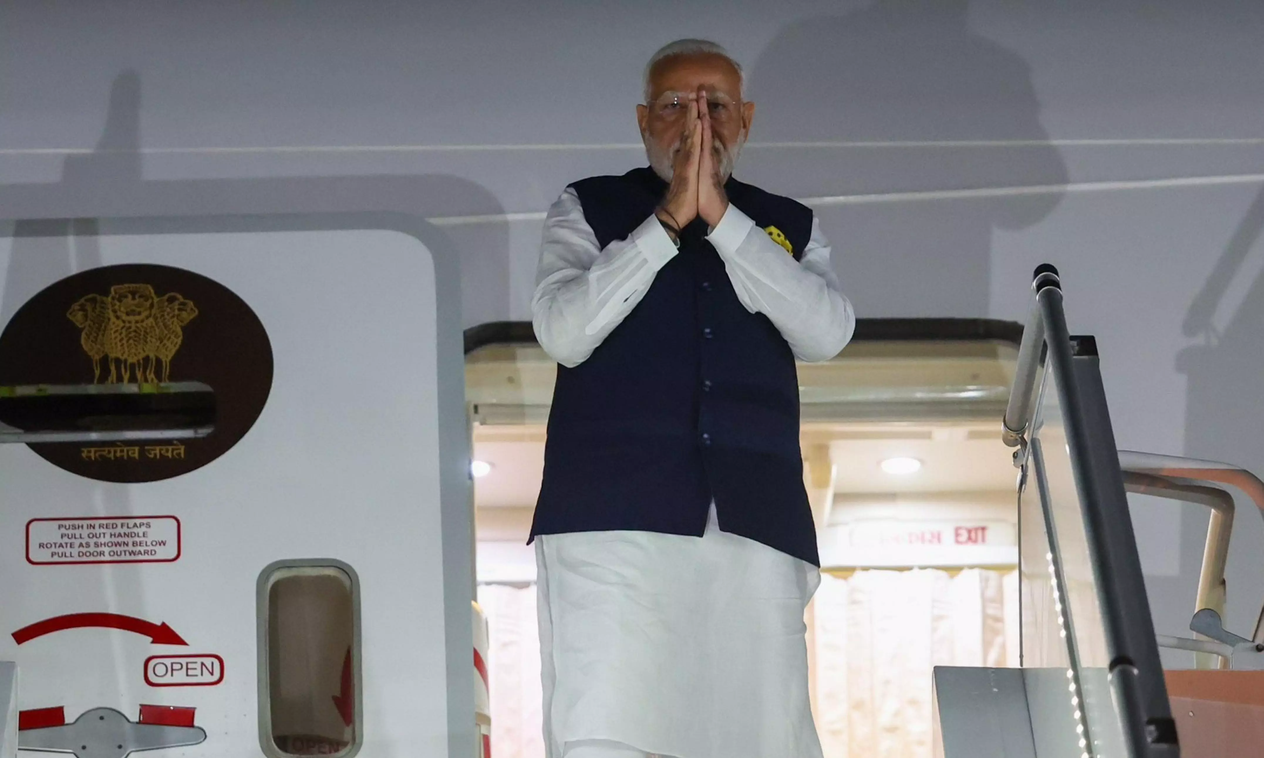 PM Modi leaves for home after concluding successful visit to US PM Modi leaves for home after concluding successful visit to US