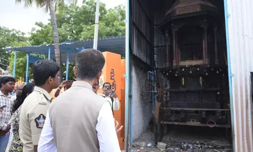 Miscreants Set Fire to Chariot at Lord Sri Rama’s Temple Miscreants Set Fire to Chariot at Lord Sri Rama’s Temple