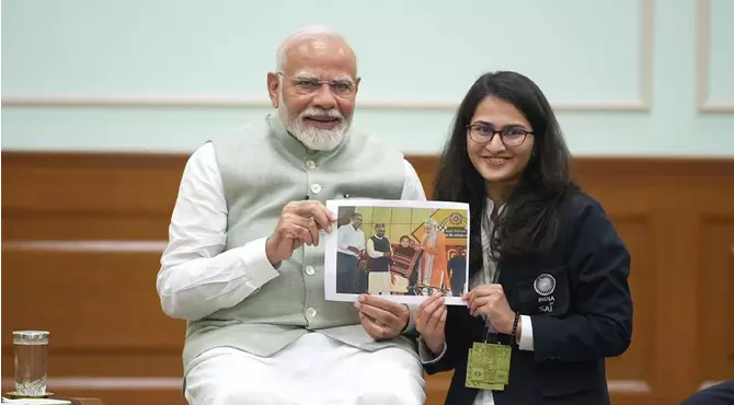 Chess Olympiad gold medalist Vantika recalls being felicitated as 9-year-old by then Gujarat CM Modi Chess Olympiad gold medalist Vantika recalls being felicitated as 9-year-old by then Gujarat CM Modi