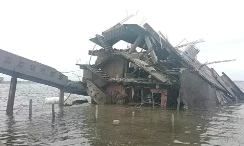 Officials Raze 4-storey Structure over Malkapur Pedda Cheruvu