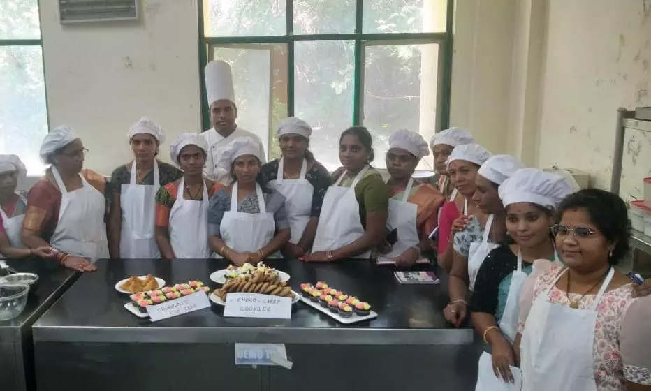 Indira Mahila Shakthi Trains 58 Women in Canteen Management Indira Mahila Shakthi Trains 58 Women in Canteen Management