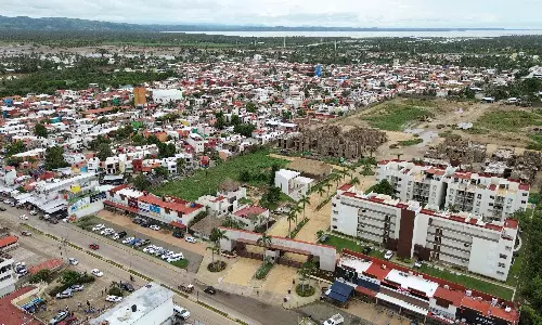 At least 64 dead after Hurricane Helenes deadly march across US Southeast