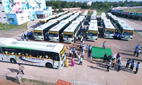 Notification to fill 3000 jobs in TGSRTC: Ponnam Notification to fill 3000 jobs in TGSRTC: Ponnam