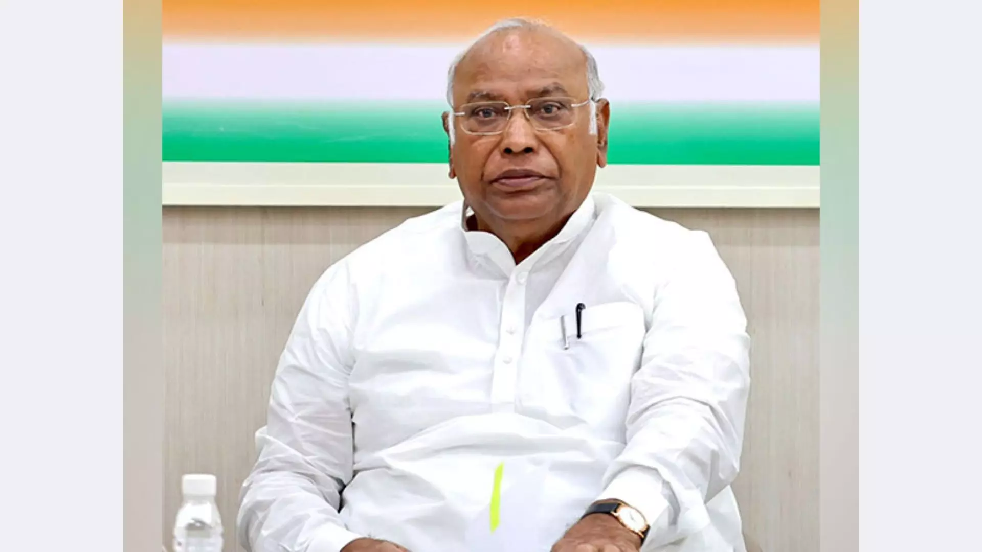 DC Edit | Kharge, PM made for each other DC Edit | Kharge, PM made for each other