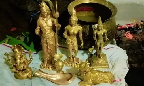 Antique Idols Unearthed During Excavation at Bhadrak Priest’s Home Antique Idols Unearthed During Excavation at Bhadrak Priest’s Home