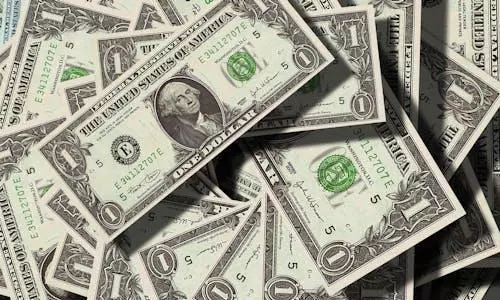 RBI’s aggressive dollar sales helps rupee recover