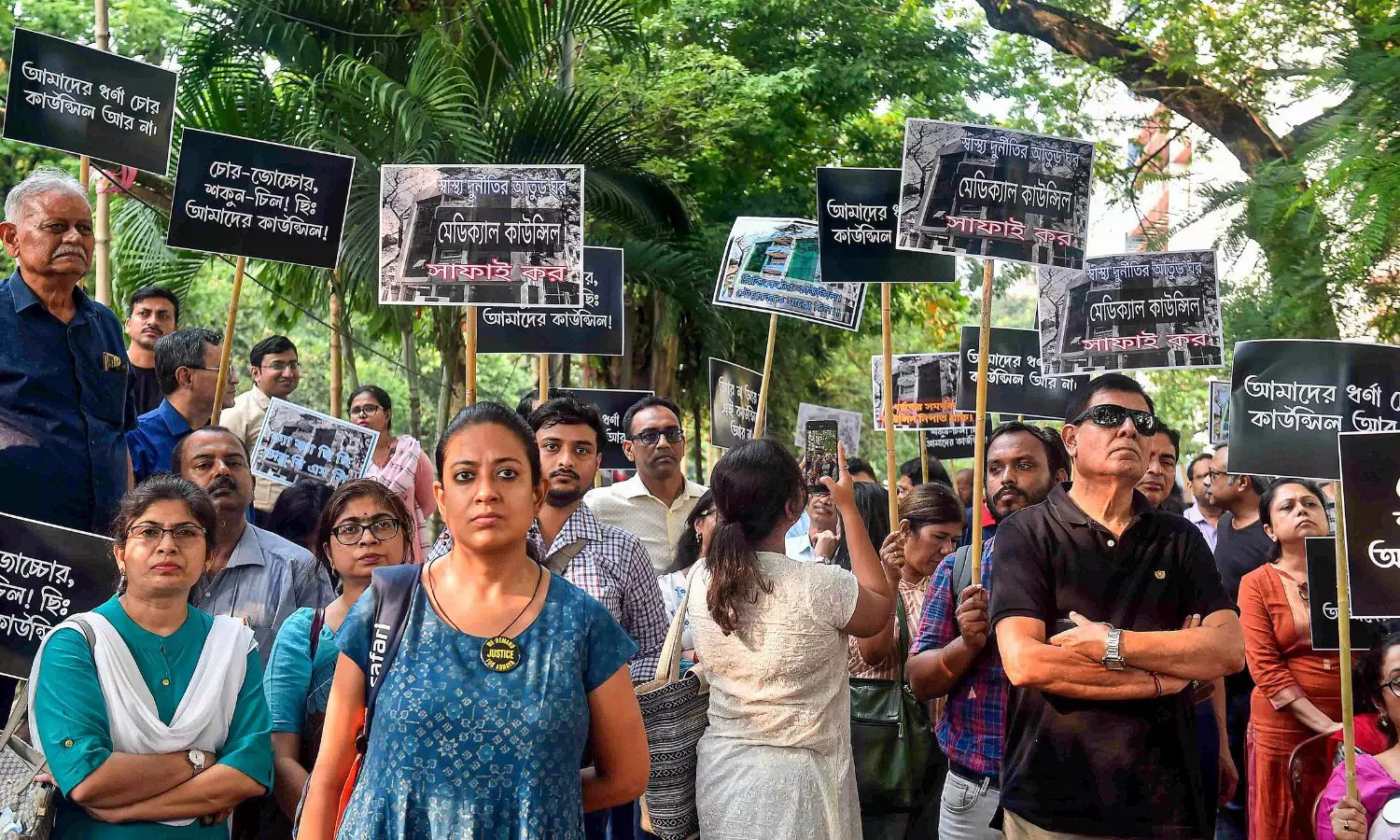 Thousands march in India as doctors resume strike Thousands march in India as doctors resume strike